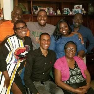 Meet your Posher, Yves